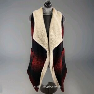 ME JANE [BUCKLE] Red & Black Saddle Blanket Vest Faux Sherpa Collar‎ Women S